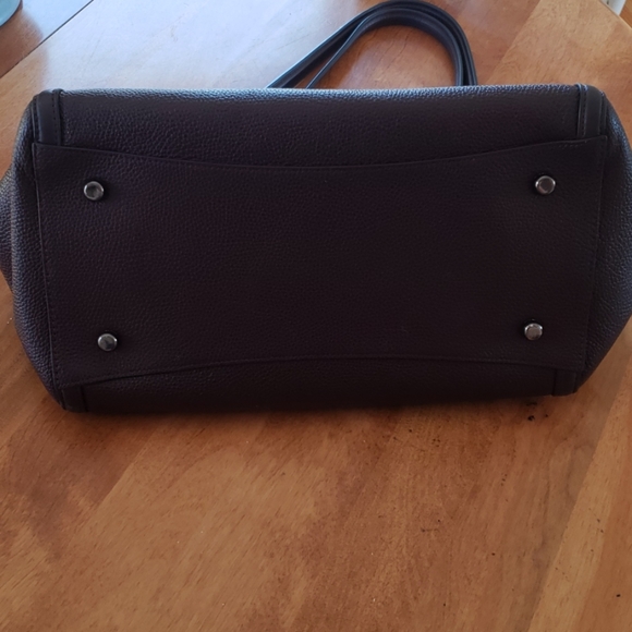 Authentic Coach bag - Picture 3 of 5
